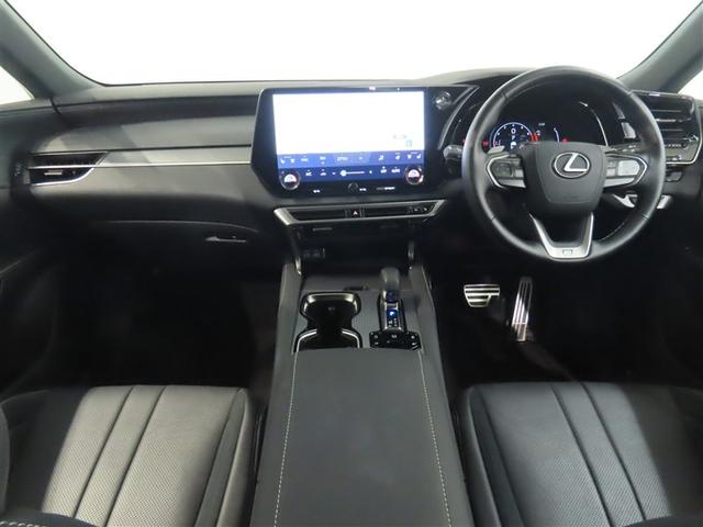 ＲＸ ＲＸ３５０　Ｆスポーツ　後席サイドエアバッグ　ムーンルーフ　ヘッドアップディスプレイ　パワーバックドア　運転席・助手席シートヒーター　パワーイージーアクセスシステム（運転席オートスライドアウェイ・リターンメモリー機能）（7枚目）