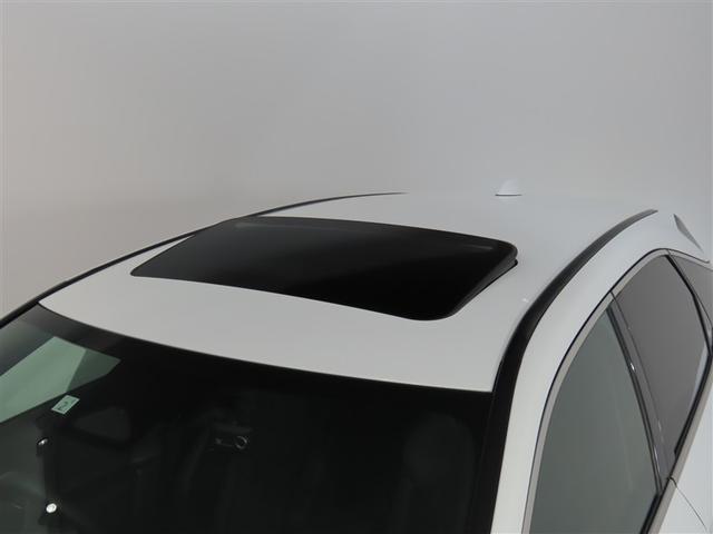 ＲＸ ＲＸ３５０　Ｆスポーツ　後席サイドエアバッグ　ムーンルーフ　ヘッドアップディスプレイ　パワーバックドア　運転席・助手席シートヒーター　パワーイージーアクセスシステム（運転席オートスライドアウェイ・リターンメモリー機能）（8枚目）