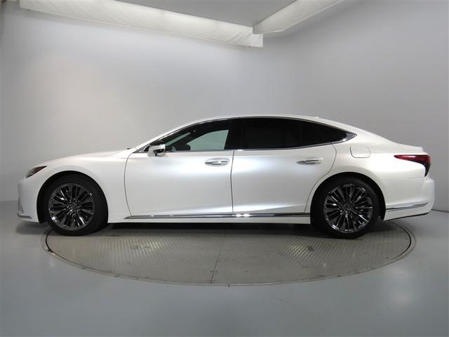 ＬＳ ＬＳ５００ｈ　Ｉパッケージ　２０インチアルミホイール　デジタルインナーミラー　プリクラッシュセーフティシステム（ミリ波レーダー方式）　レーダークルーズコントロール（全車速追従機能付）　ブラインドスポットモニター　本革シート（4枚目）