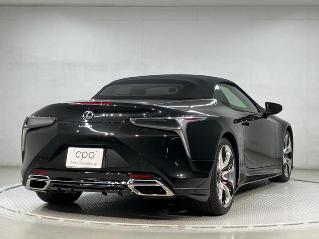 ＬＣ ＬＣ５００　コンバーチブル　セミアニリン本革シート　２１インチアルミホイールタンゾウ　オレンジブレーキキャリパー　カラーヘッドアップディスプレイ　マークレビンソンプレミアムサラウンドサウンドシステム（17枚目）