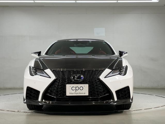 ＲＣ Ｆ カーボンエクステリアパッケージ　セミアニリン本革シート　Ｆ専用オレンジブレーキキャリパー　フロントスポイラー　クリアランスソナー＆バックソナー　ブラインドスポットモニター　プリクラッシュセーフティ　オートクルーズコントロール（3枚目）