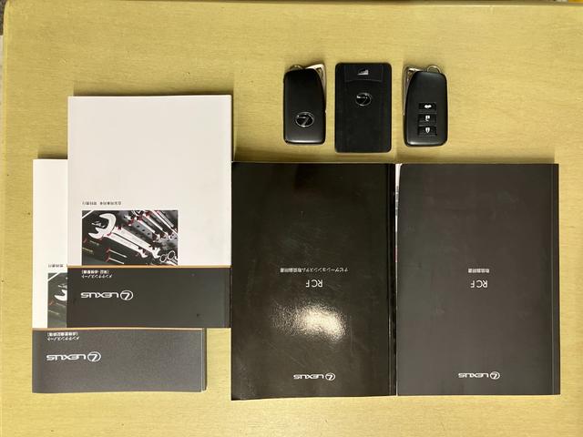 ＲＣ Ｆ カーボンエクステリアパッケージ　セミアニリン本革シート　Ｆ専用オレンジブレーキキャリパー　フロントスポイラー　クリアランスソナー＆バックソナー　ブラインドスポットモニター　プリクラッシュセーフティ　オートクルーズコントロール（20枚目）