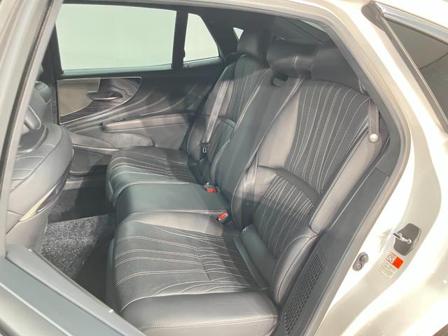 ＬＳ ＬＳ５００ｈ　バージョンＬ　セミアニリン本革シート　ブラインドスポットモニター　パノラミックビューモニター　ヘッドアップディスプレイ　マークレビンソンリファレンス３Ｄサラウンドサウンドシステム　ステアリングヒーター（11枚目）