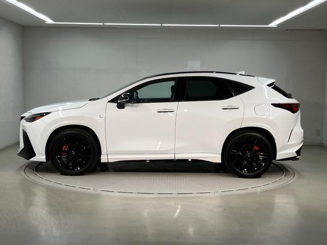 ＮＸ ＮＸ３５０　Ｆスポーツ　ＮＸ３５０　Ｆスポーツ（ＡＷＤ）　認定中古車　Ｆ　ＳＰＯＲＴ”専用本革シート　後席シートヒーター　おくだけ充電　ドライブレコーダー（前後方）（5枚目）
