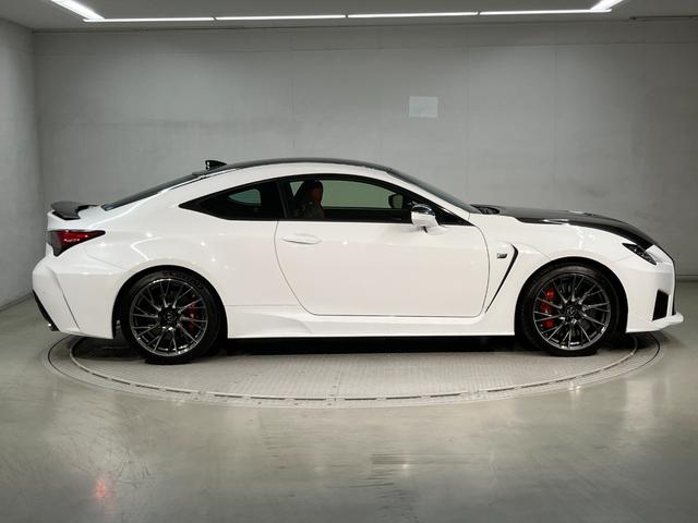 RC F カーボンエクステリアパッケージ(4枚目)