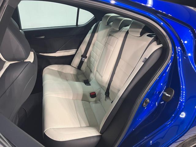 ＩＳ ＩＳ３００ｈ　Ｆスポーツ（11枚目）