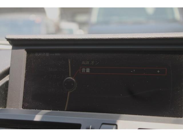 Ｚ４ ｓＤｒｉｖｅ２３ｉ　ハイラインパッケージ　２．５Ｌ直６エンジン　電動フルオープン　レッド本革シート　シートヒーター　キセノンヘッドライト　パドルシフト　純正１８インチＡＷ　純正ＨＤＤナビ　地デジ　デジタルミラー内臓バックカメラ　レーダー　禁煙（33枚目）