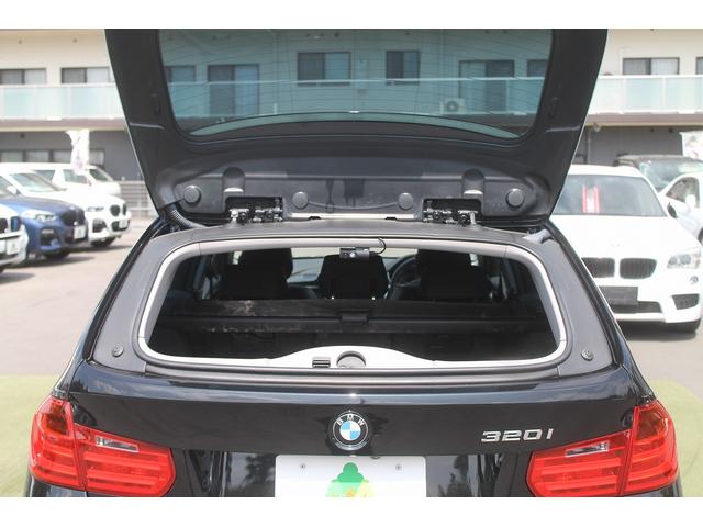 ３シリーズ ３２０ｉツーリング　ラグジュアリー　走行４．１万キロ　２Ｌターボエンジン　黒本革シート　衝突軽減ブレーキ　純正ＨＤＤナビ　バックカメラ　パークセンサー　シートヒーター　純正１８インチＡＷ　電動リアゲート　前後純正ドラレコ　禁煙車（37枚目）