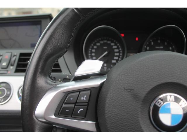 Ｚ４ ｓＤｒｉｖｅ２３ｉ　ハイラインパッケージ　２．５Ｌ直６エンジン　電動フルオープン　黒本革シート　純正ＨＤＤナビ　パドルシフト　純正オプション１８インチアルミホイール　シートヒーター　キセノンヘッドライト　ミラーＥＴＣ　整備記録簿　禁煙車（22枚目）