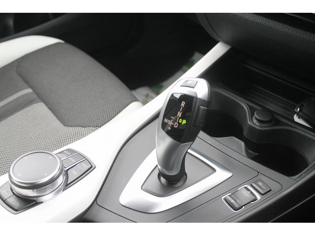 １シリーズ １１８ｄ　スタイル　ワンオーナー　後期　２Ｌディーゼルターボ　８速電子ＡＴ　走行３．７万キロ　ハーフレザー　ＬＥＤヘッドライト　衝突軽減ブレーキ　純正ＨＤＤナビ　バックカメラ　パークセンサー　クルーズコントロール　禁煙車（4枚目）