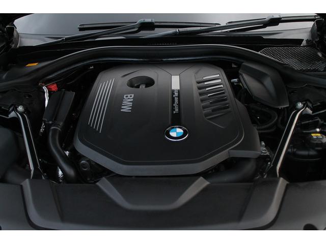 ７シリーズ ７４０ｉ　Ｍスポーツ　キャメルブラウン革　サンルーフ　レーザーヘッドライト　ヘッドアップディスプレイ　ハーマンカードン　ＡＣＣ　衝突軽減　純正Ｍスポーツフルエアロ＆２０ＡＷ　純正ナビ地デジ　ＢＳＭ　ソフトクローズドア　禁煙（12枚目）