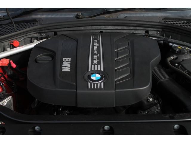 Ｘ３ ｘＤｒｉｖｅ　２０ｄ　Ｍスポーツ　ワンオーナー車　後期モデル　ハーフレザーシート　ＡＣＣ　衝突軽減ブレーキ　純正Ｍスポーツフルエアロ＆１８ＡＷ　パドルシフト　純正ＨＤＤナビ　全方位カメラ　電動リアゲート　アイドリングストップ　禁煙車（11枚目）