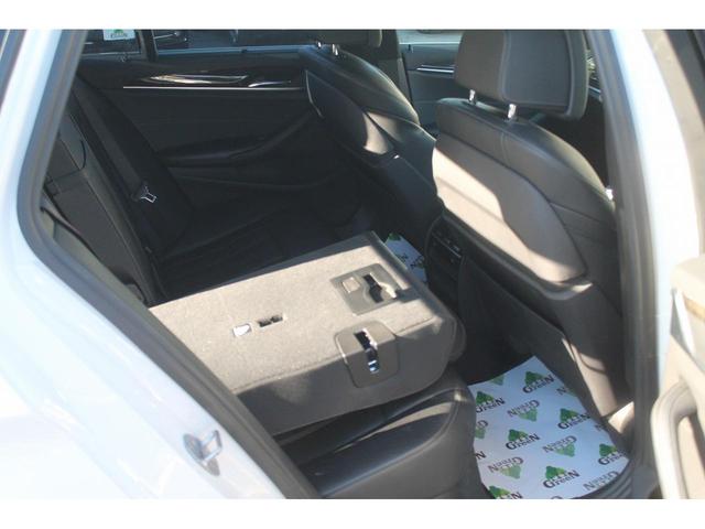 �㕔�Ȃ̃A�����W�ŉ׎����g�債�܂��B