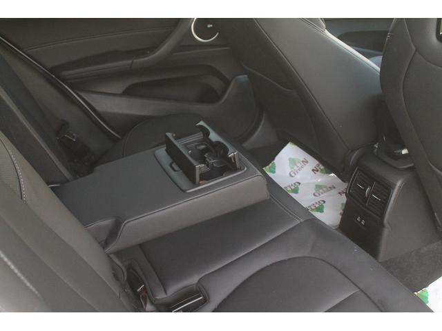 Ｘ２ ｘＤｒｉｖｅ　１８ｄＭスポーツエディションサンライズ　全国限定２００台　黒革　純正Ｍスポーツフルエアロ　アロイ１９ＡＷ　アルミニウムインナートリム　アダプティブサスペンション　衝突軽減　純正ＨＤＤナビ　バックカメラ　ＬＥＤ　アイドリングストップ　禁煙車（17枚目）