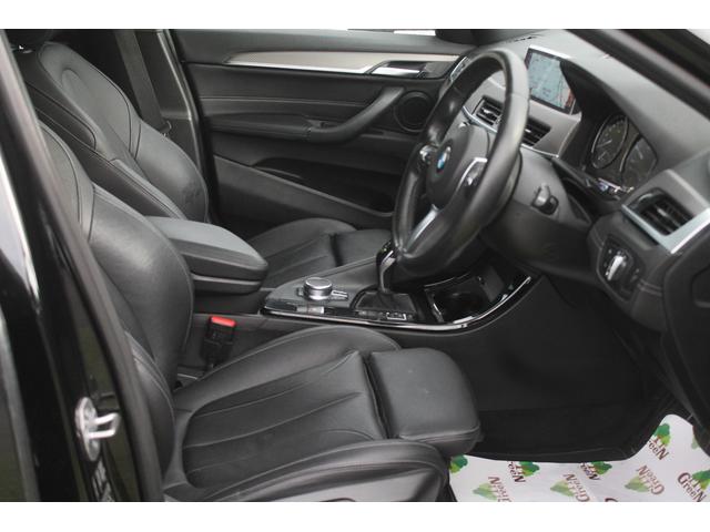 Ｘ２ ｘＤｒｉｖｅ　１８ｄ　ＭスポーツＸ　ハイラインパック　コンフォートＰＫＧ　黒革　ＬＥＤヘッドライト　ヘッドアップディスプレイ　ＡＣＣ　衝突軽減　純正Ｍスポーツフルエアロ＆１９ＡＷ　アンビエントライト　純正ＨＤＤナビ　バックカメラ　シートヒーター　禁煙車（3枚目）