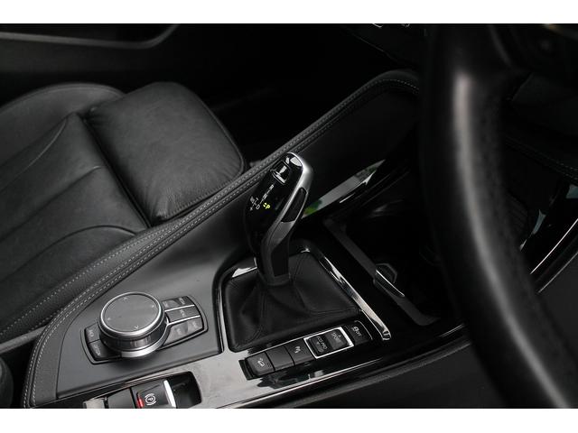 Ｘ２ ｘＤｒｉｖｅ　１８ｄ　ＭスポーツＸ　ハイラインパック　コンフォートＰＫＧ　黒革　ＬＥＤヘッドライト　ヘッドアップディスプレイ　ＡＣＣ　衝突軽減　純正Ｍスポーツフルエアロ＆１９ＡＷ　アンビエントライト　純正ＨＤＤナビ　バックカメラ　シートヒーター　禁煙車（24枚目）