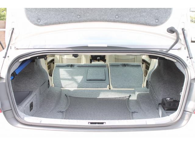 320i Mスポーツパッケージ 2ドアクーペ 左ハンドル 6速MT ベージュ本革シート シートヒーター キセノン 純正フルエアロ 専用17インチAW フォグランプ セキュリティ スマートキー 整備記録簿 禁煙車(37枚目)
