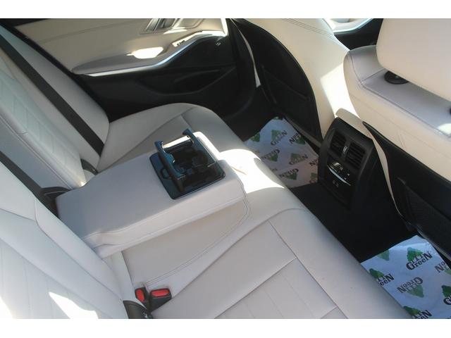 ３シリーズ ３２０ｄ　ｘＤｒｉｖｅＭスポーツハイラインパッケージ　２Ｌディーゼルターボ　アイボリー本革　ＡＣＣ　ＴＶ　インテリジェントセーフティー　純正ＨＤＤナビ　地デジ　全方位カメラ　純正Ｍスポーツフルエアロ＆１８ＡＷ　　ＬＥＤ　電動リアゲート　前後ドラレコ　禁煙（14枚目）