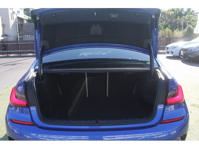 ３シリーズ ３２０ｄ　ｘＤｒｉｖｅＭスポーツハイラインパッケージ　２Ｌディーゼルターボ　アイボリー本革　ＡＣＣ　ＴＶ　インテリジェントセーフティー　純正ＨＤＤナビ　地デジ　全方位カメラ　純正Ｍスポーツフルエアロ＆１８ＡＷ　　ＬＥＤ　電動リアゲート　前後ドラレコ　禁煙（28枚目）