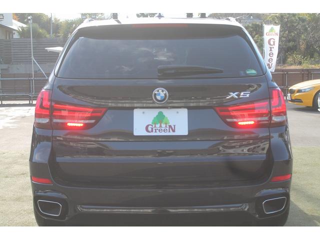 Ｘ５ ｘＤｒｉｖｅ　３５ｄ　Ｍスポーツ　黒本革スポーツシート　ＡＣＣ　インテリジェントセーフティー　純正ＨＤＤナビ地デジ　純正Ｍスポーツフルエアロ　オプション２０ＡＷ　パドルシフト　シートヒーター　前後ドラレコ　ブラックグリル　禁煙車（7枚目）