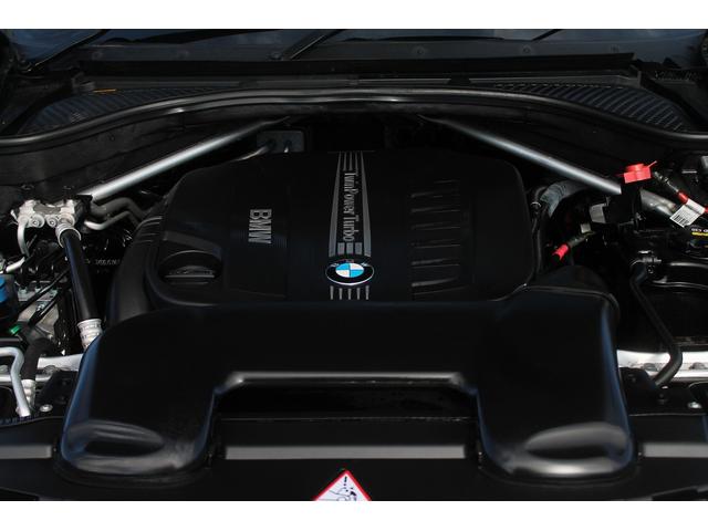 Ｘ５ ｘＤｒｉｖｅ　３５ｄ　Ｍスポーツ　黒本革スポーツシート　ＡＣＣ　インテリジェントセーフティー　純正ＨＤＤナビ地デジ　純正Ｍスポーツフルエアロ　オプション２０ＡＷ　パドルシフト　シートヒーター　前後ドラレコ　ブラックグリル　禁煙車（9枚目）