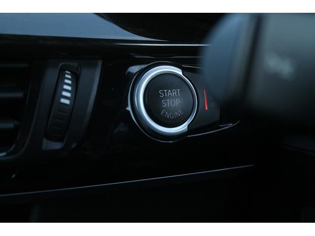 Ｘ５ ｘＤｒｉｖｅ　３５ｄ　Ｍスポーツ　黒本革スポーツシート　ＡＣＣ　インテリジェントセーフティー　純正ＨＤＤナビ地デジ　純正Ｍスポーツフルエアロ　オプション２０ＡＷ　パドルシフト　シートヒーター　前後ドラレコ　ブラックグリル　禁煙車（23枚目）