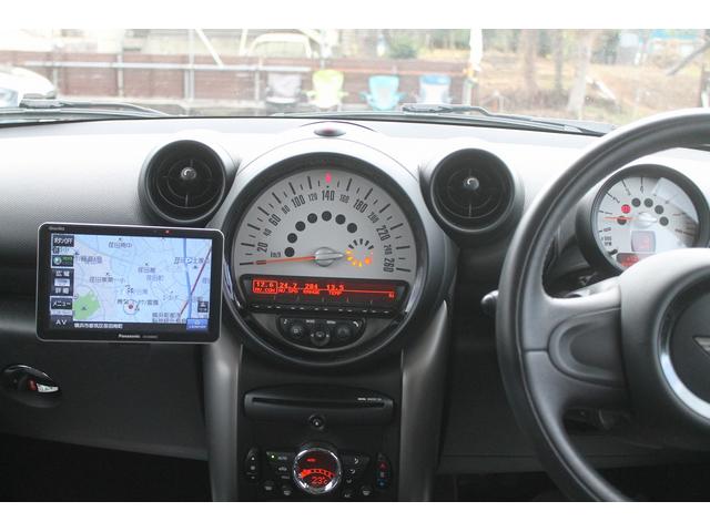 ＭＩＮＩ クーパー　クロスオーバー　走行３．２万キロ　キセノン　純正１６ＡＷ　パナソニックポータブルナビ　バックカメラ　ＥＴＣ　キーレス　フォグランプ　ルーフレール　ホワイトルーフ　整備記録簿　取扱説明書　スペアキー　車検９年４月まで（27枚目）