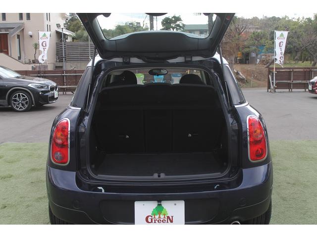 ＭＩＮＩ クーパー　クロスオーバー　走行３．２万キロ　キセノン　純正１６ＡＷ　パナソニックポータブルナビ　バックカメラ　ＥＴＣ　キーレス　フォグランプ　ルーフレール　ホワイトルーフ　整備記録簿　取扱説明書　スペアキー　車検９年４月まで（34枚目）