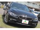 ３２０ｉツーリング　ラグジュアリー　走行４．１万キロ　２Ｌターボエンジン　黒本革シート　衝突軽減ブレーキ　純正ＨＤＤナビ　バックカメラ　パークセンサー　シートヒーター　純正１８インチＡＷ　電動リアゲート　前後純正ドラレコ　禁煙車（50枚目）