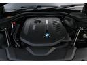７４０ｉ　Ｍスポーツ　キャメルブラウン革　サンルーフ　レーザーヘッドライト　ヘッドアップディスプレイ　ハーマンカードン　ＡＣＣ　衝突軽減　純正Ｍスポーツフルエアロ＆２０ＡＷ　純正ナビ地デジ　ＢＳＭ　ソフトクローズドア　禁煙（12枚目）