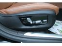 ７４０ｉ　Ｍスポーツ　キャメルブラウン革　サンルーフ　レーザーヘッドライト　ヘッドアップディスプレイ　ハーマンカードン　ＡＣＣ　衝突軽減　純正Ｍスポーツフルエアロ＆２０ＡＷ　純正ナビ地デジ　ＢＳＭ　ソフトクローズドア　禁煙（17枚目）