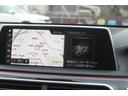 ７４０ｉ　Ｍスポーツ　キャメルブラウン革　サンルーフ　レーザーヘッドライト　ヘッドアップディスプレイ　ハーマンカードン　ＡＣＣ　衝突軽減　純正Ｍスポーツフルエアロ＆２０ＡＷ　純正ナビ地デジ　ＢＳＭ　ソフトクローズドア　禁煙（30枚目）