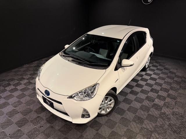 アクア Ｓ　プッシュスタート／スマートキー／７インチナビ／バックカメラ／ＥＴＣ／パールホワイト（7枚目）