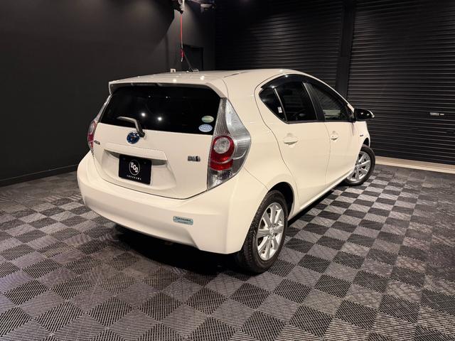 アクア Ｓ　プッシュスタート／スマートキー／７インチナビ／バックカメラ／ＥＴＣ／パールホワイト（16枚目）