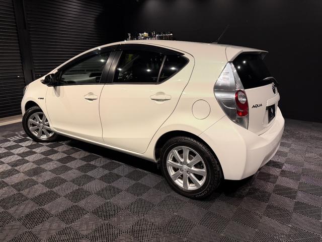 アクア Ｓ　プッシュスタート／スマートキー／７インチナビ／バックカメラ／ＥＴＣ／パールホワイト（17枚目）