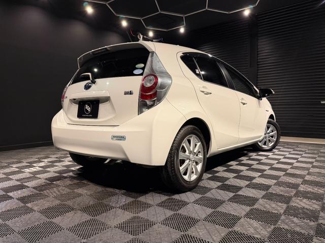 アクア Ｓ　プッシュスタート／スマートキー／７インチナビ／バックカメラ／ＥＴＣ／パールホワイト（22枚目）