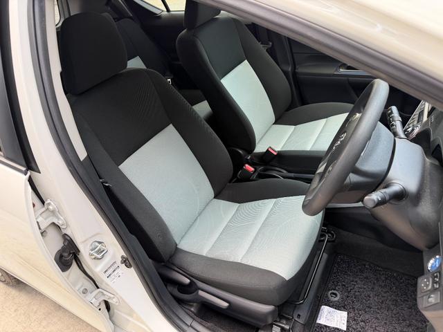 アクア Ｓ　プッシュスタート／スマートキー／７インチナビ／バックカメラ／ＥＴＣ／パールホワイト（32枚目）