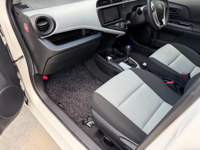 アクア Ｓ　プッシュスタート／スマートキー／７インチナビ／バックカメラ／ＥＴＣ／パールホワイト（36枚目）