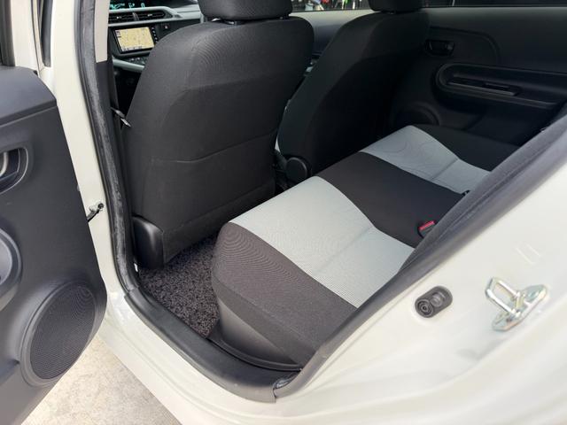 アクア Ｓ　プッシュスタート／スマートキー／７インチナビ／バックカメラ／ＥＴＣ／パールホワイト（42枚目）