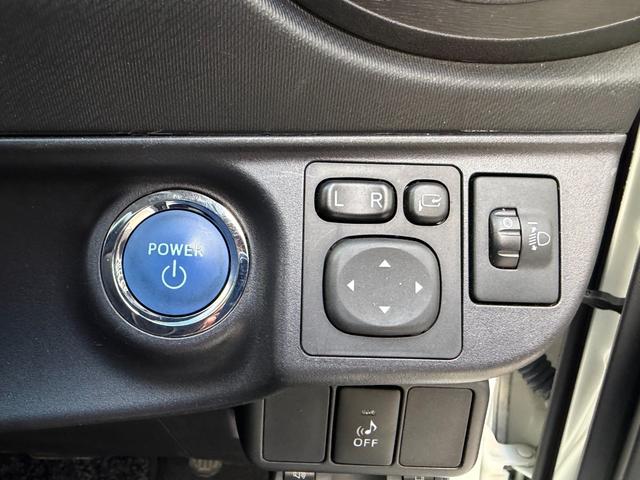 アクア Ｓ　プッシュスタート／スマートキー／７インチナビ／バックカメラ／ＥＴＣ／パールホワイト（50枚目）