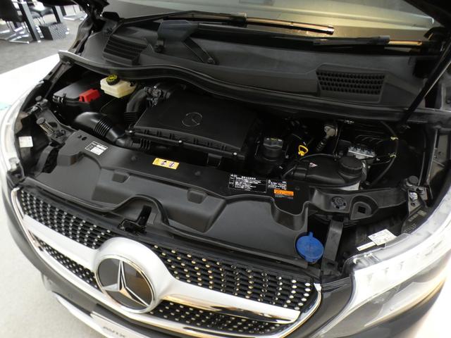 Ｖクラス Ｖ２２０ｄ　アバンギャルド　ロング　ＡＭＧライン　後期型　フィオレラリフト（車椅子リフト）　パノラマＳＲ　ＲＳＰ　黒革　シートヒーター　後席フルフラットシート　ＭＢＵＸナビ地デジ３６０°カメラ　Ｂｕｒｍｅｓｔｅｒ　ＡＭＧ１９ＡＷ　禁煙　１オーナー　正規Ｄ車（20枚目）