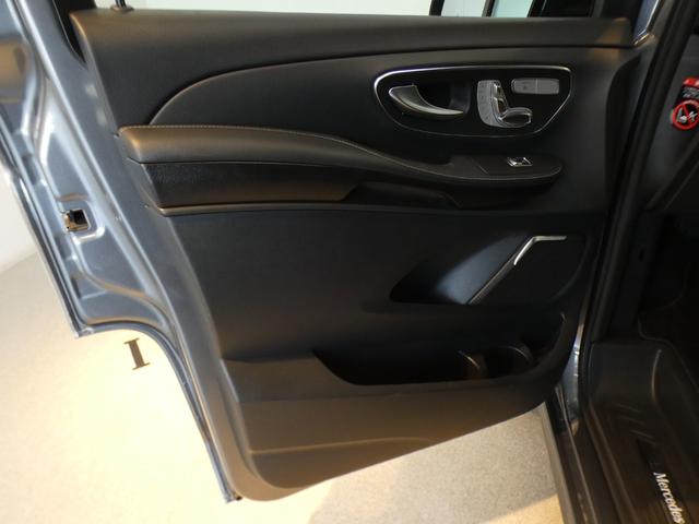 MERCEDES BENZ V-CLASS V220D AVANTGARDE LONG AMG LINE