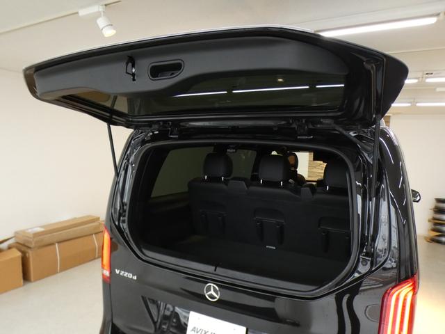 MERCEDES BENZ V-CLASS V220D AVANTGARDE LONG AMG LINE PACKAGE