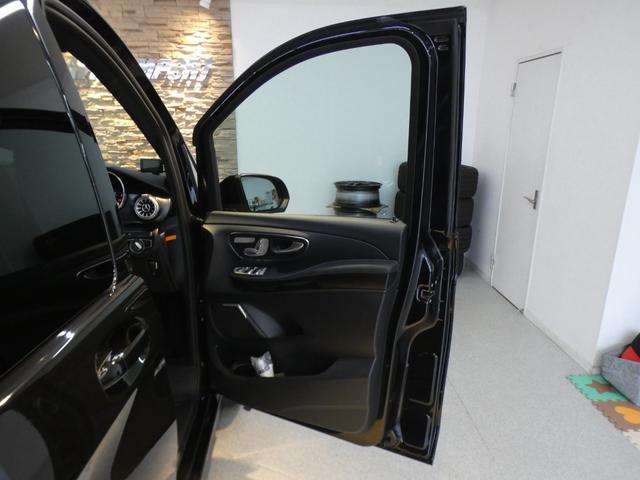 MERCEDES BENZ V-CLASS V220D AVANTGARDE LONG AMG LINE PACKAGE