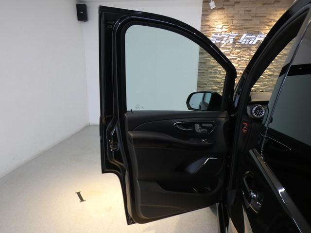 MERCEDES BENZ V-CLASS V220D AVANTGARDE LONG AMG LINE PACKAGE