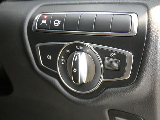 Ｖクラス Ｖ２２０ｄ　レーダーセーフティーＰＫＧ　７人乗　純正ＨＤＤナビ地デジ３６０°カメラ　後席ツインモニター　リアエアコン　シートヒーター　ＬＥＤヘッドライト　純正１７ＡＷ　禁煙　正規Ｄ車（32枚目）