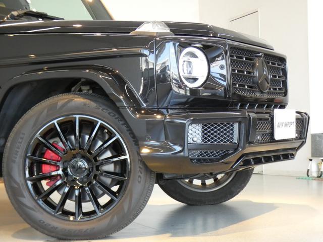 Gクラス G350d AMGライン LUX-PKG ブラックアウト アダプティブダンピングS ガラスSR 黒革 RSP 純正HDDナビ地デジ360°カメラ ブルメスターサウンド AMG20AW(黒塗装) レッドキャリパー 禁煙 ワンオーナー 正規D車(5枚目)
