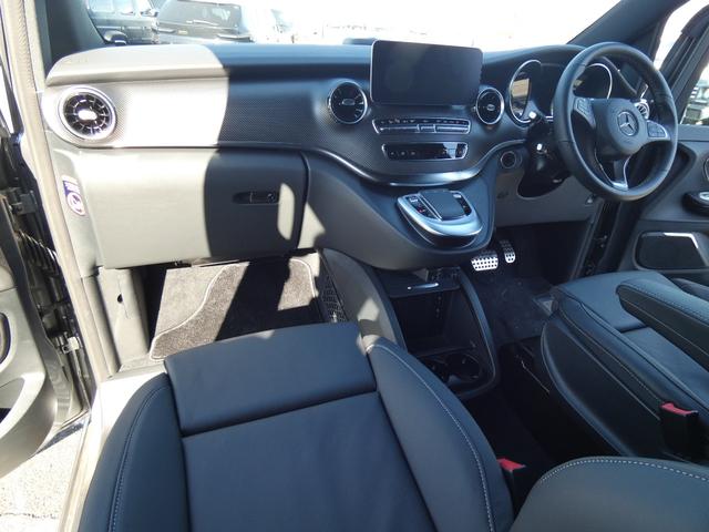 今、話題のクリーンディーゼルエンジンと電子制御９速ＡＴが軽快な走りを演出してくれます！！　１０．２５インチＭＢＵＸ搭載ナビ（アプリケーション機能付き）・地デジ・３６０°カメラ・ＥＴＣ＆