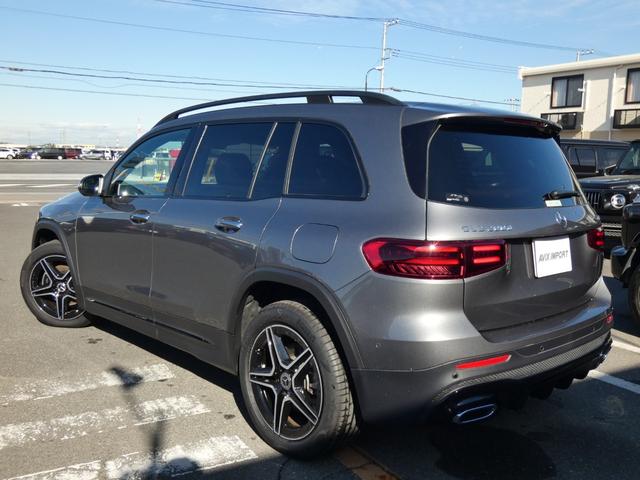 ＧＬＢ ＧＬＢ２００ｄ４マチックエディションブラックスターズ　特別仕様３００台限定車　ナイトＰＫＧ　レーダーＳＦ　茶半革　シートヒーター　７人乗　ＭＢＵＸナビ地デジ全周カメラ　Ｂｕｒｍｅｓｔｅｒサウンド　アダプティブＤＳ　ＡＭＧ１９ＡＷ　禁煙　新車保証　正規Ｄ車（5枚目）