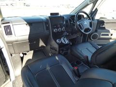 �͵��γ����������˥��॰�졼�˥�����ڥ���Ȥ����եȥ��åץ������ब�ܤ��줿̥��Ū�ʣ��桪�� 3